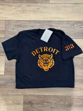 Load image into Gallery viewer, Tigers Cropped White/Navy Short Sleeve T-shirt
