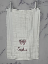 Load image into Gallery viewer, Rose Water Pink Bow &amp; Name Burp Cloth