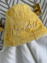Load image into Gallery viewer, Canary Hyde with white bubble back &amp; Bow Burp Cloth Gift Set