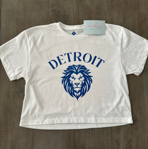 Lions Cropped White/Black Short Sleeve T-shirt