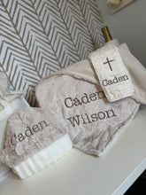 Load image into Gallery viewer, Pearl Willow with Flat Pearl Back Gift Set