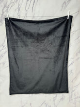 Load image into Gallery viewer, Gray Hyde Flat Black Back Blanket No Ruffle