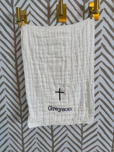 Load image into Gallery viewer, Icy Blue Willow with Navy Gift Set