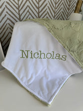 Load image into Gallery viewer, Thyme Hyde Flat White Back Blanket No Ruffle