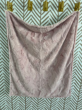 Load image into Gallery viewer, Dusty Pink Hyde With Pearl Gift Set