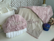 Load image into Gallery viewer, Dusty Pink Hyde With Pearl Gift Set