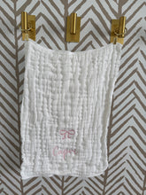 Load image into Gallery viewer, Pink embossed leaves with Flat ivory back &amp; Bow Burp Cloth Gift Set