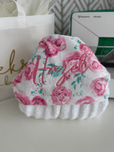 Load image into Gallery viewer, Pink Roses No Ruffle Gift Set