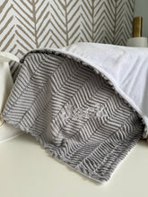 Load image into Gallery viewer, Gray Ziggy No Ruffle Gift Set 2