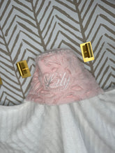 Load image into Gallery viewer, Pink Embossed Leaves Gift Set