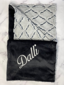 Gray/Black Lattice No Ruffle Gift Set