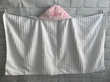 Load image into Gallery viewer, Pink Damask Bath Hoodie/Hooded Towel
