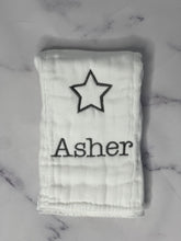 Load image into Gallery viewer, Ash Color Star &amp; Name Burp Cloth
