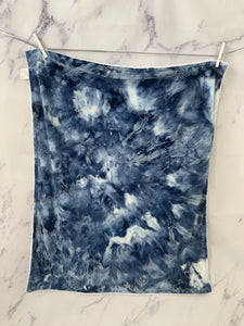 Navy Tie Dye White Bubble Back Blanket No Ruffle