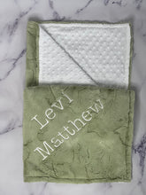 Load image into Gallery viewer, Thyme Hyde Ivory Bubble Back Blanket No Ruffle